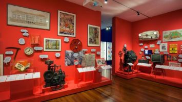 Barcelona Flashback. A history kit in 100 objects